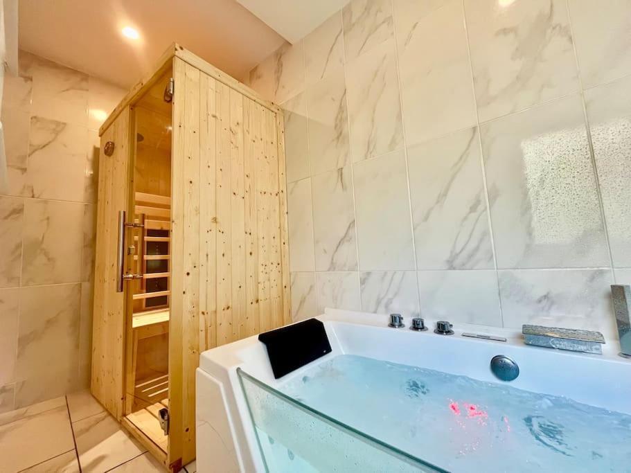 Splendide Cocon Sauna & Balneo Remeš Exteriér fotografie